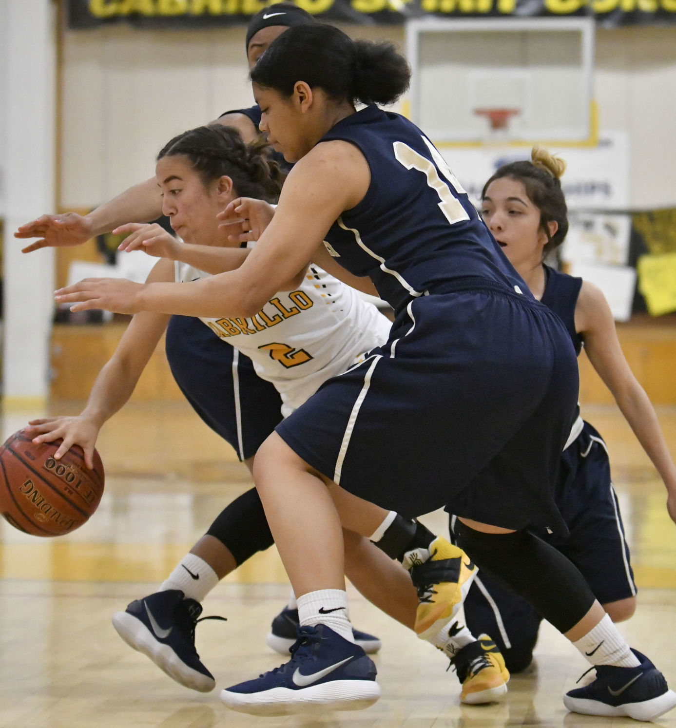 030718 GV CHS basketball 05.jpg